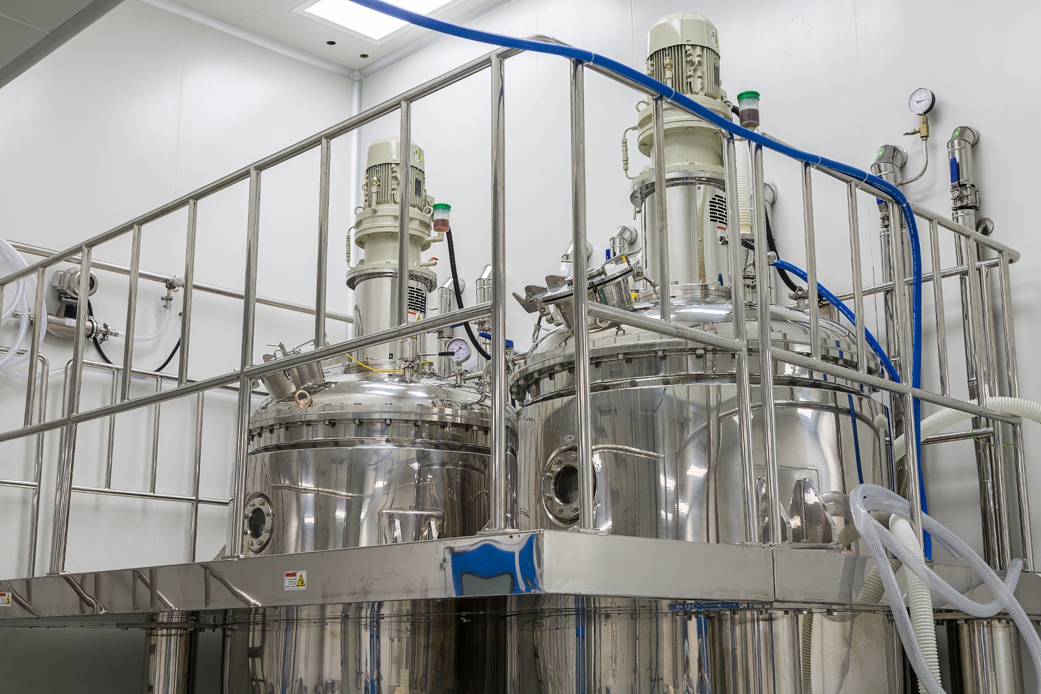 Solvents Example Factory 5 Key Factors for Choosing a Solvent Manufacturer in Malaysia